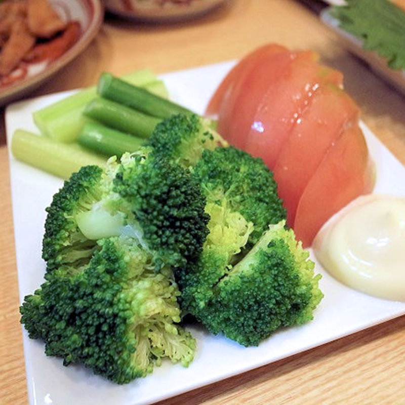 ブロッコリー＆トマト＆アスパラ(須賀乃湯)