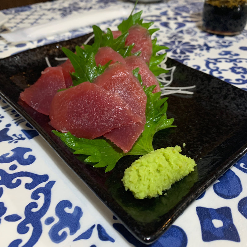 まぐろ刺身(呑食里)