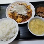 麻辣豆腐定食(中国北方料理 知味観(しみかん))
