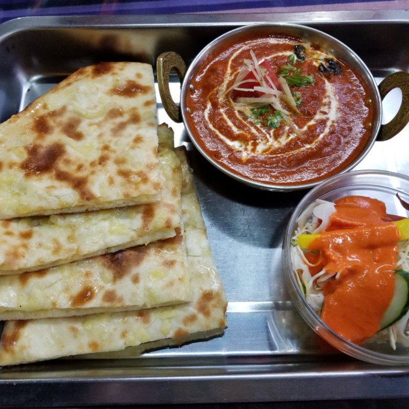 なすびチキン　チーズナンセット( D．カジャナ 高取店 （ディーカジャナ）)