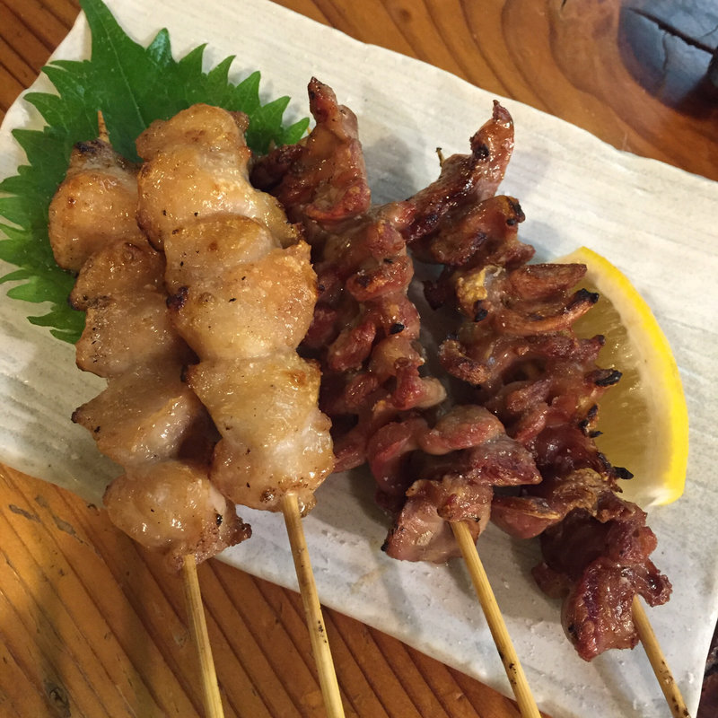 ぼんじり、銀かわ(炭火串焼 銀)