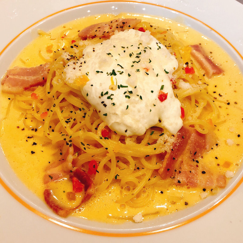 濃厚カルボナーラ マスカルポーネチーズ添え(イタリアンダイニングDONA 池袋ホープセンター店)