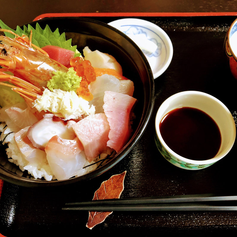 海鮮丼(味処　佐とう)