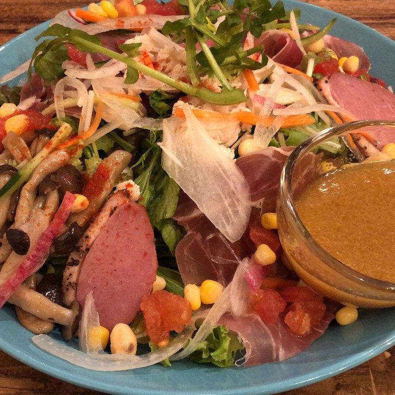 サラダ (鴨ハム他オプション付き)(Harold&Co)