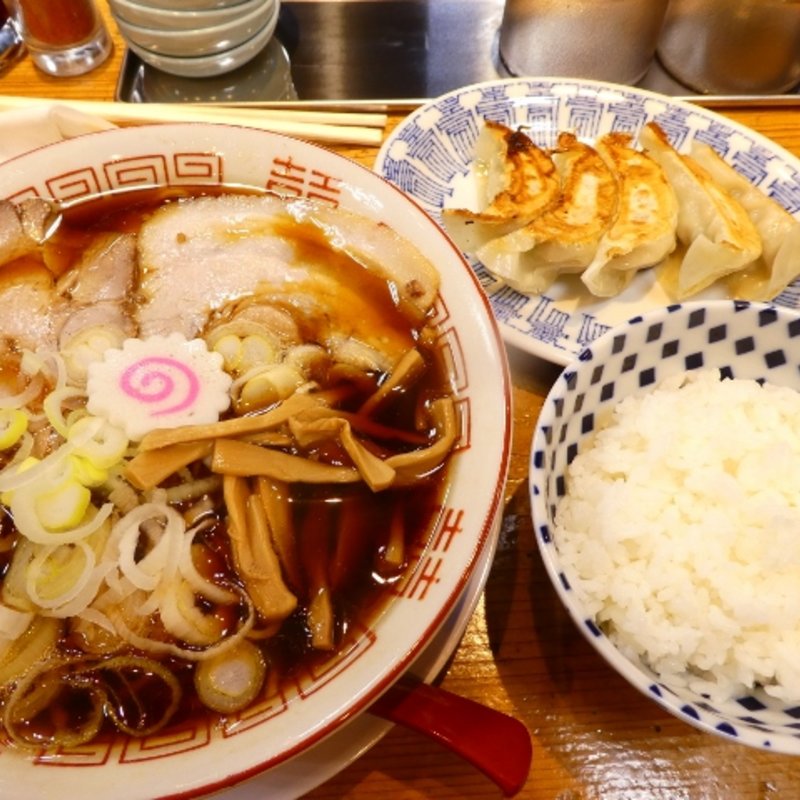 伊吹醤油ラーメン餃子セット(伊吹商店)