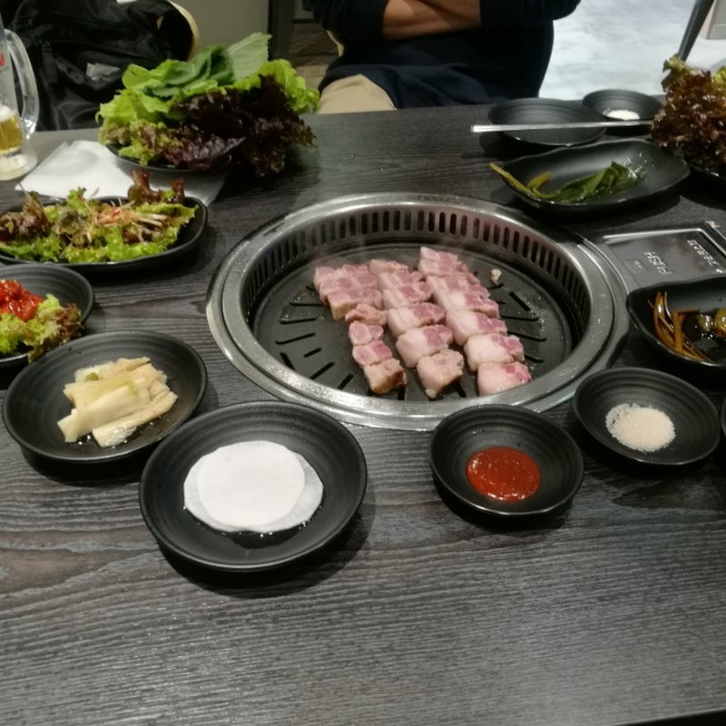 サムギョプサル(ヨプの王豚塩焼（熟成肉専門店）GEMS新橋店)