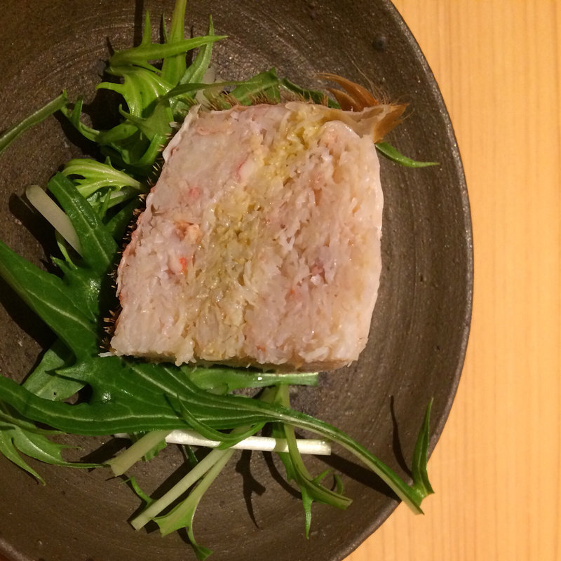 毛蟹ミルフィーユ(鮨 麻葉)