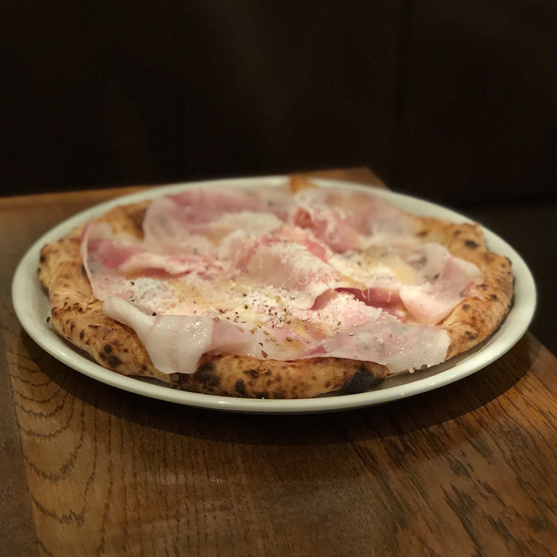 Pizza フェラリーニ(ダ アチュ （DA ACHIU）)