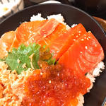 鮭丼(魚然 銀座店 )