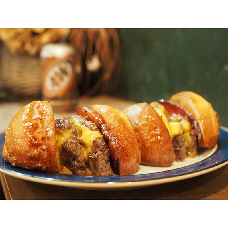 切ったやつ(ダブルパテ)(Brisk otter table)