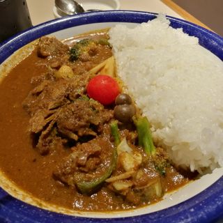 野菜+ビーフカレー ルー大盛り(カリーライス専門店エチオピア 本店)