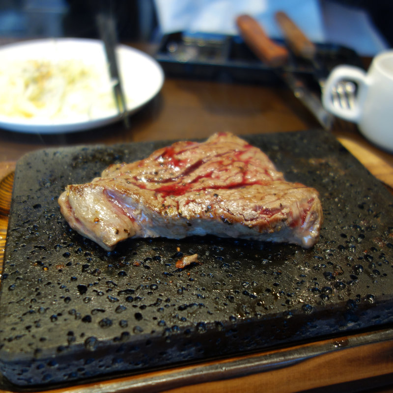 ヒレステーキの替え肉(やっぱりステーキ 親不孝通り店)