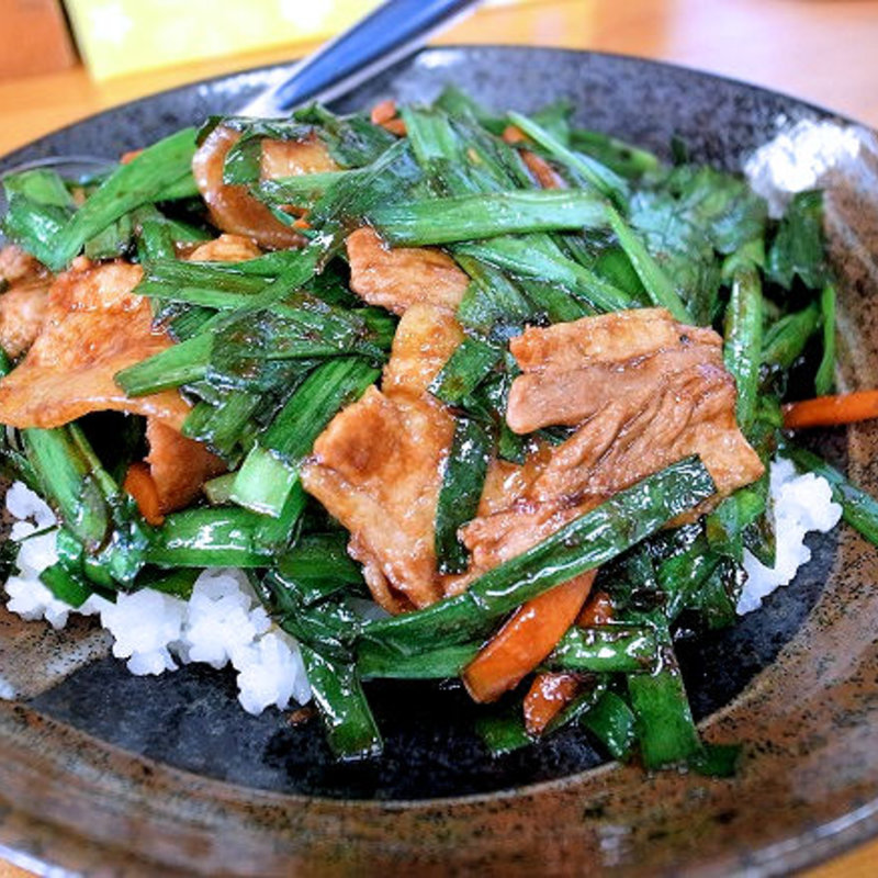 スタミナ丼(中華 みんみん )