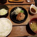 ハンバーグ定食(肉菜パーク ミートランド ～肉嵐土～)