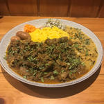 牛スジ&パリップカレー(ディッシュカリー＆レリッシュ （Dish curry&relish）)