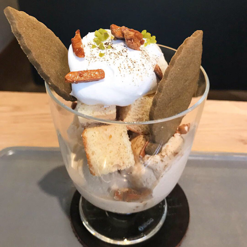 ほうじ茶パフェ(パティスリー プラン)