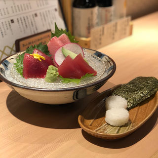 マグロ刺身盛り(マグロ 日本酒 光蔵 錦)
