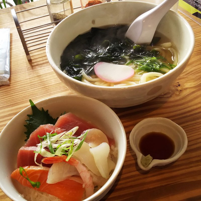 日替りCセット(うどん×ちょい呑み 川崎うどん)