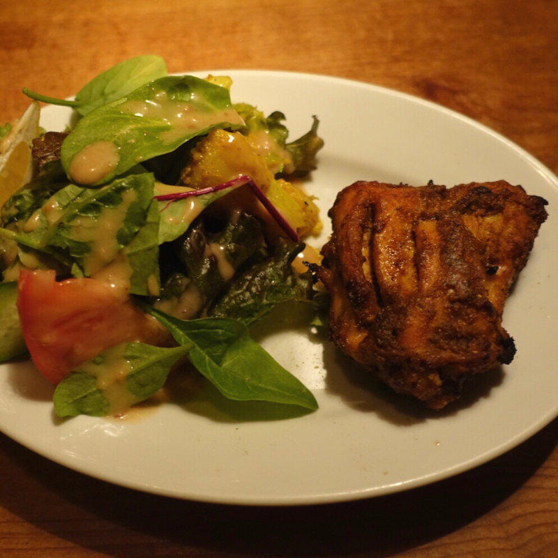 タンドリーチキン(Sajilo Cafe Forest)