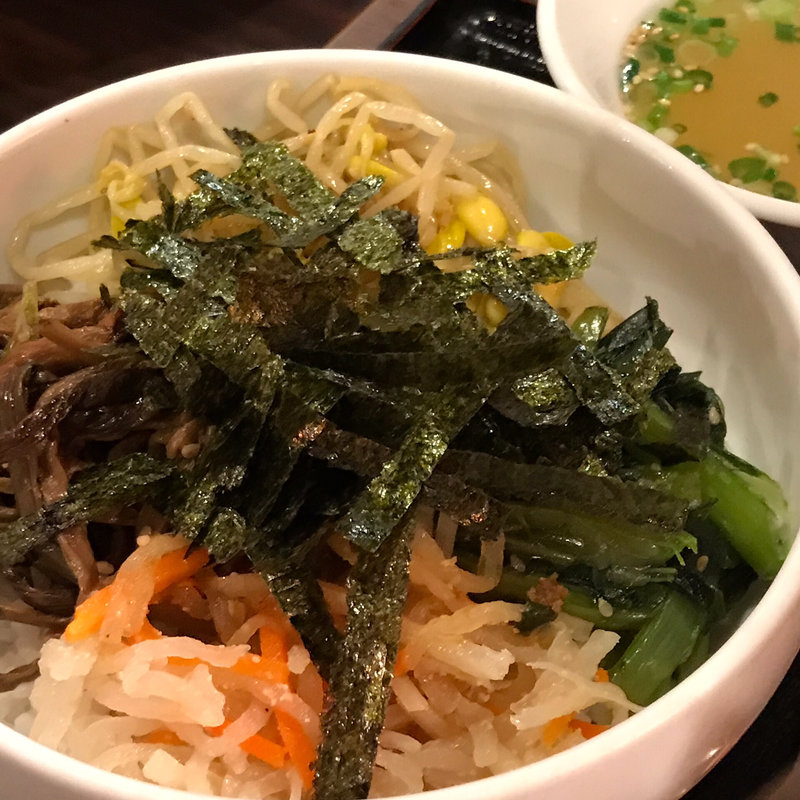 ビビンバ(鶴橋酒場 情熱ホルモン)