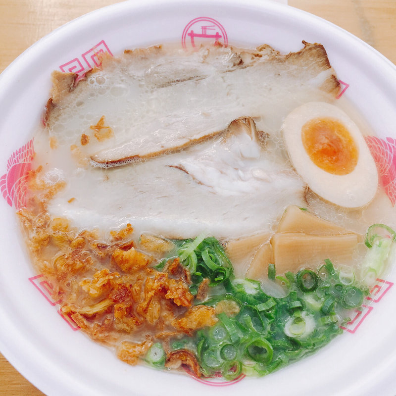 福島鶏白湯~とろ肉のせ~(ふくのとり )