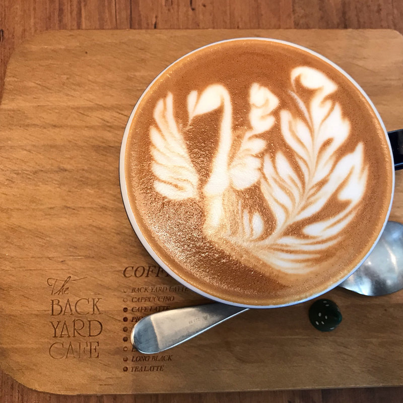 カフェラテ(ザ バックヤード カフェ)