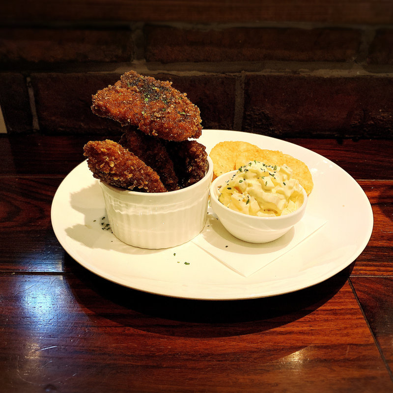 フィッシュ&せんべい(いが嵐倉庫 )