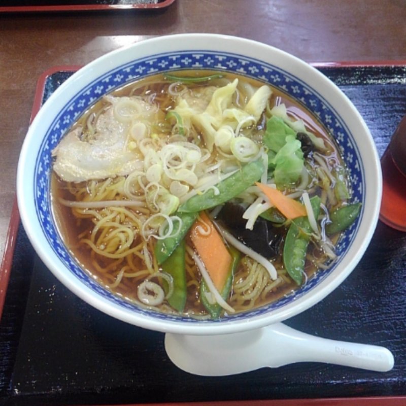 野菜ワンタン麺(もうもう亭 （モウモウテイ）)