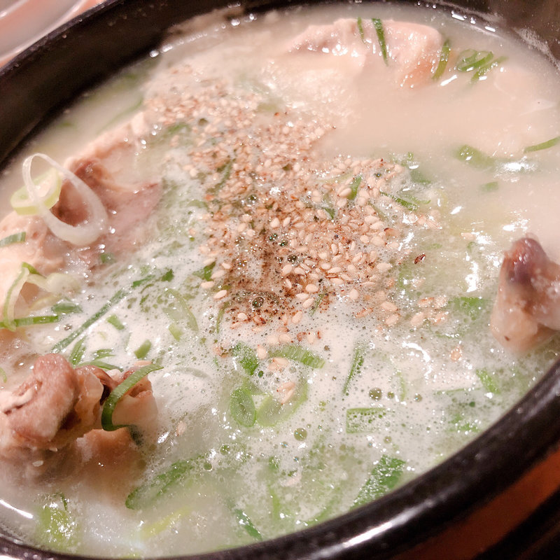 参鶏湯(トトリ)