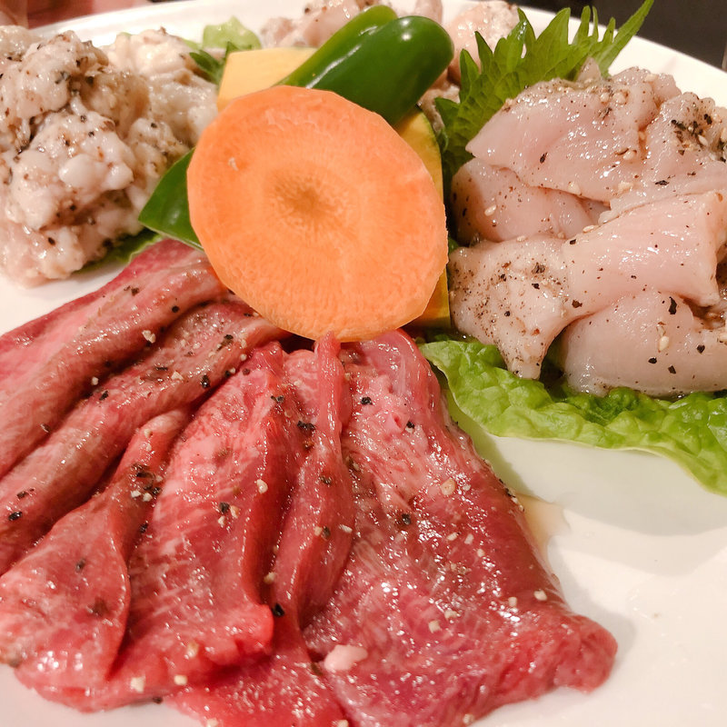 焼肉盛り合わせ(トトリ)
