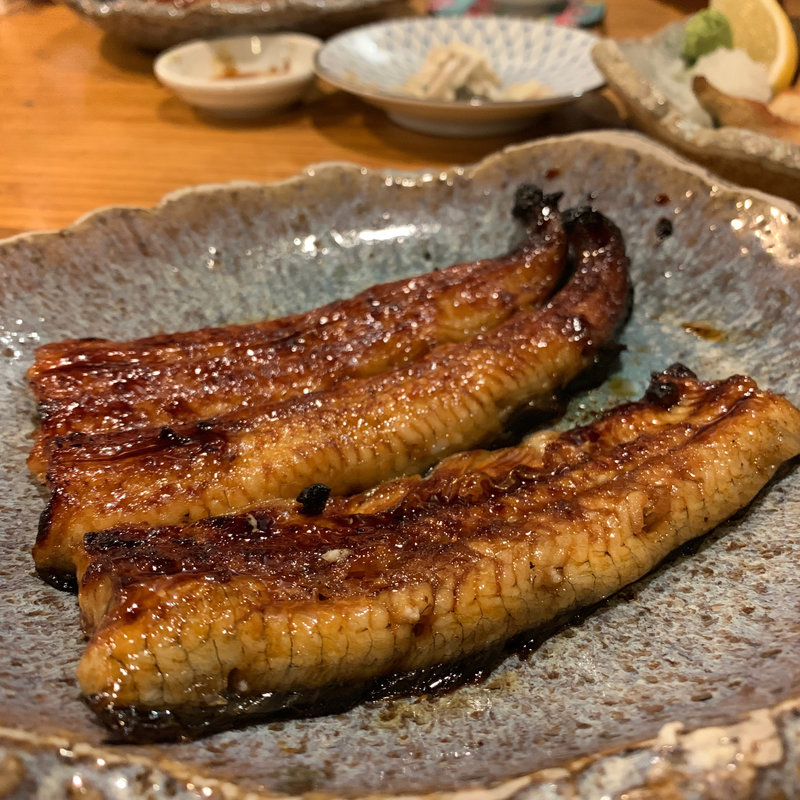 鰻 蒲焼き(とり吉)