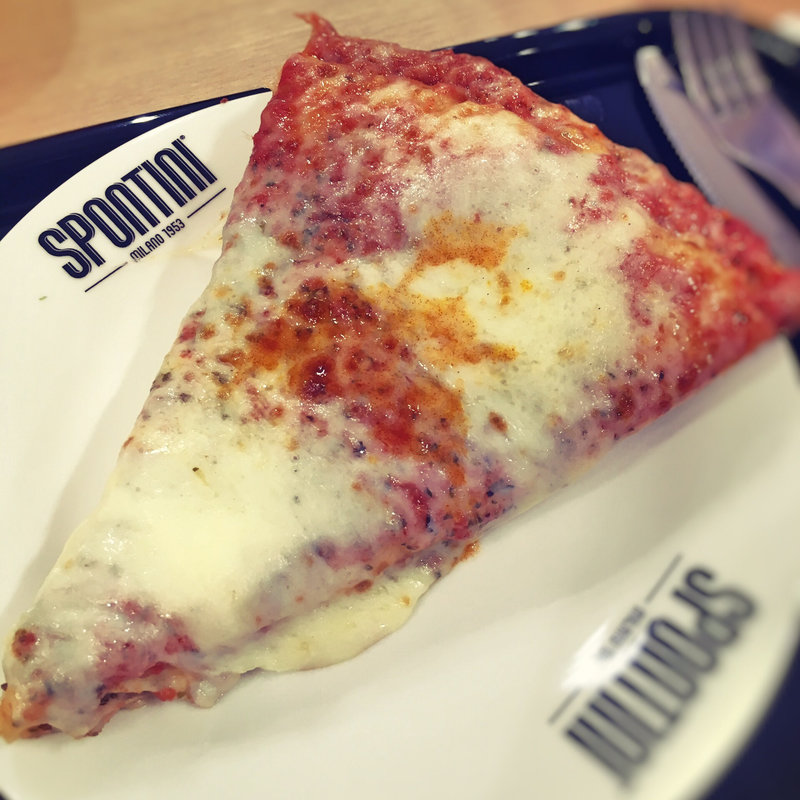ピッツァマルゲリータ(1ピース)(PIZZERIA SPONTINI マークイズ福岡ももち店)