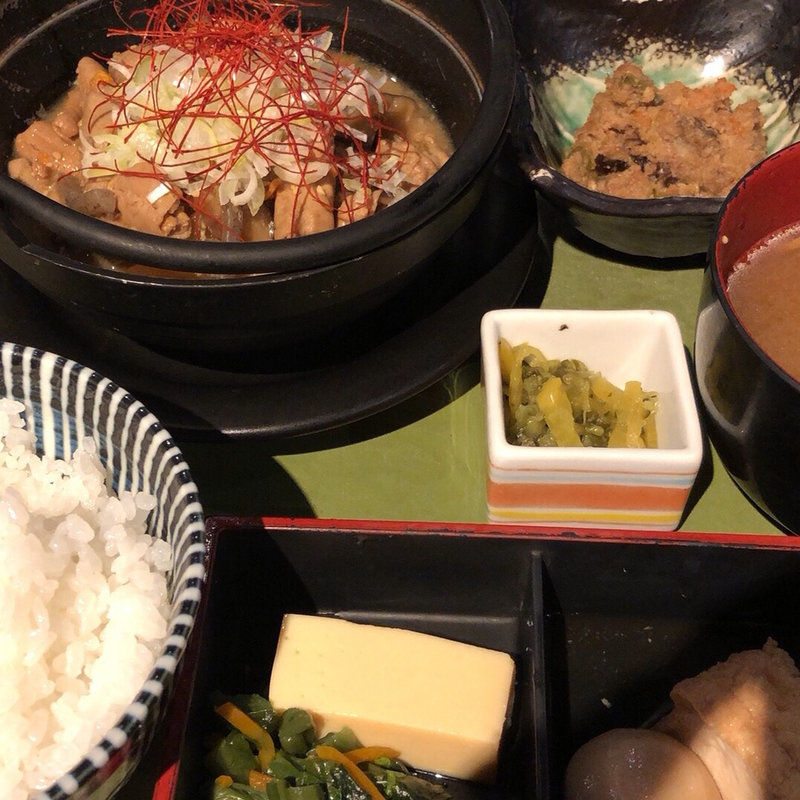 もつ鍋定食(新潟食楽園（B1F飲食）)