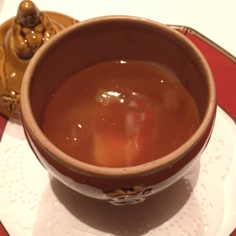 フカヒレの姿煮 白湯仕立(陽明殿 （チュウゴクリョウリヨウメイデン）)