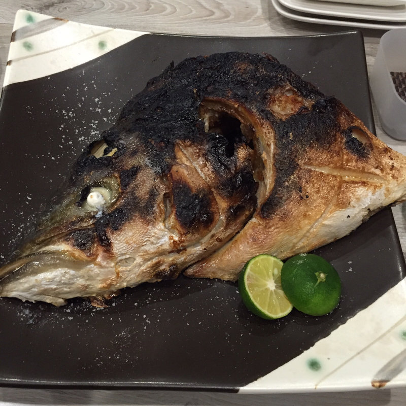 ブリのカマ塩焼き(1006)