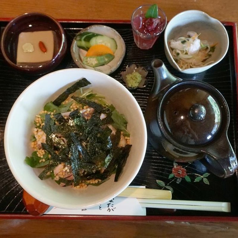 炭焼鶏茶漬け御膳(手づくり茶屋 よか処 やまもも)