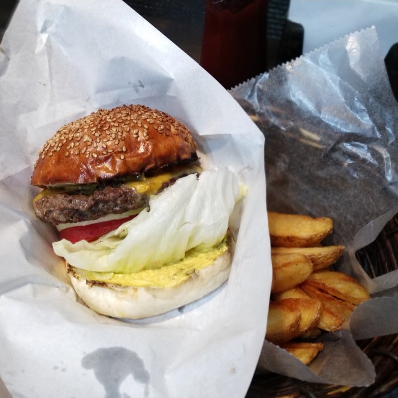 チーズバーガー(フリスコ バーガー)