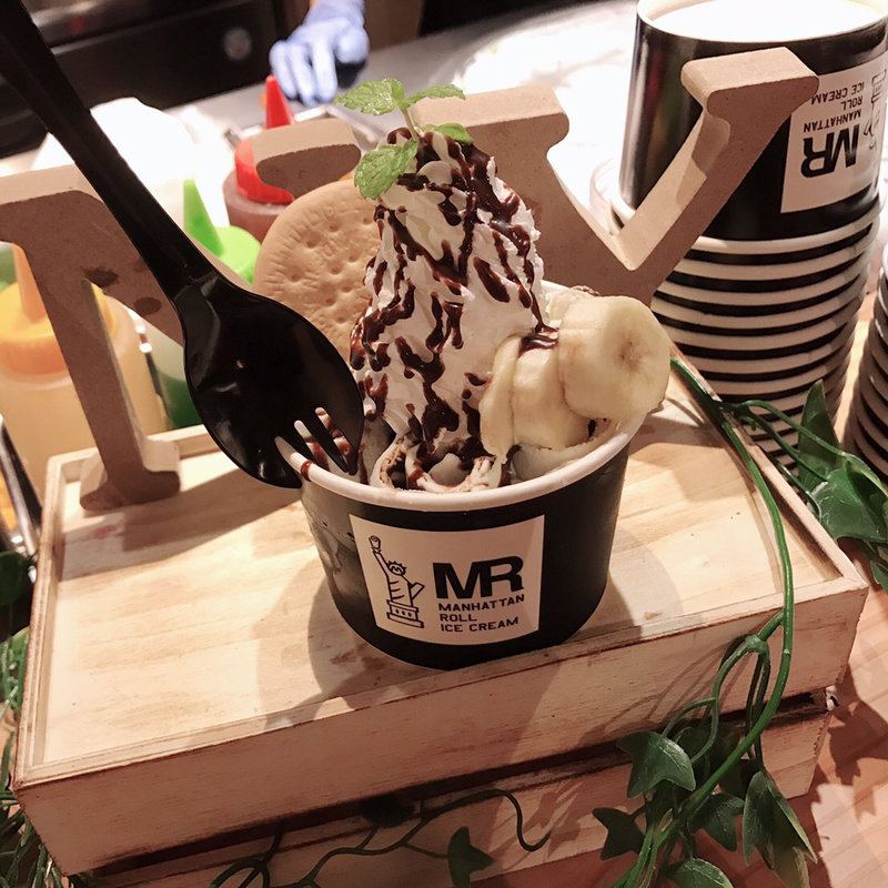 チョコバナナ(マンハッタンロール アイスクリーム 大須店)