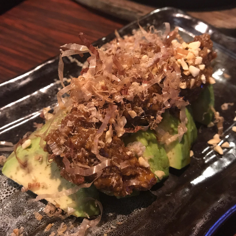 アボカド 肉味噌のせ(甘太郎 上大岡店)