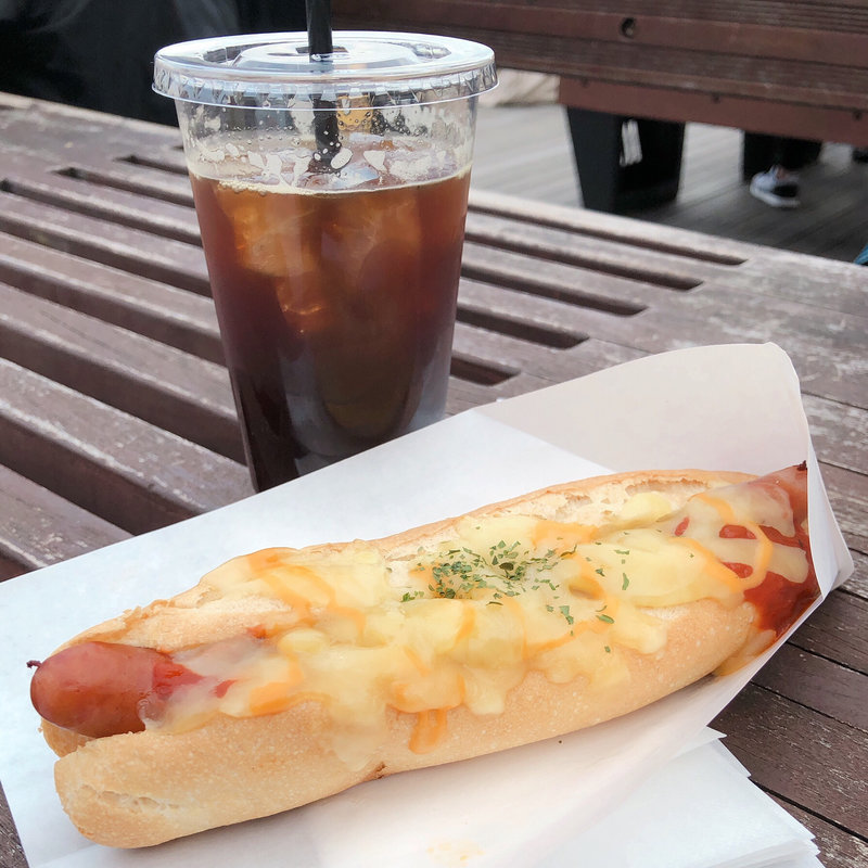 神戸六甲チーズドッグセット(神戸ブランド モザイク店)