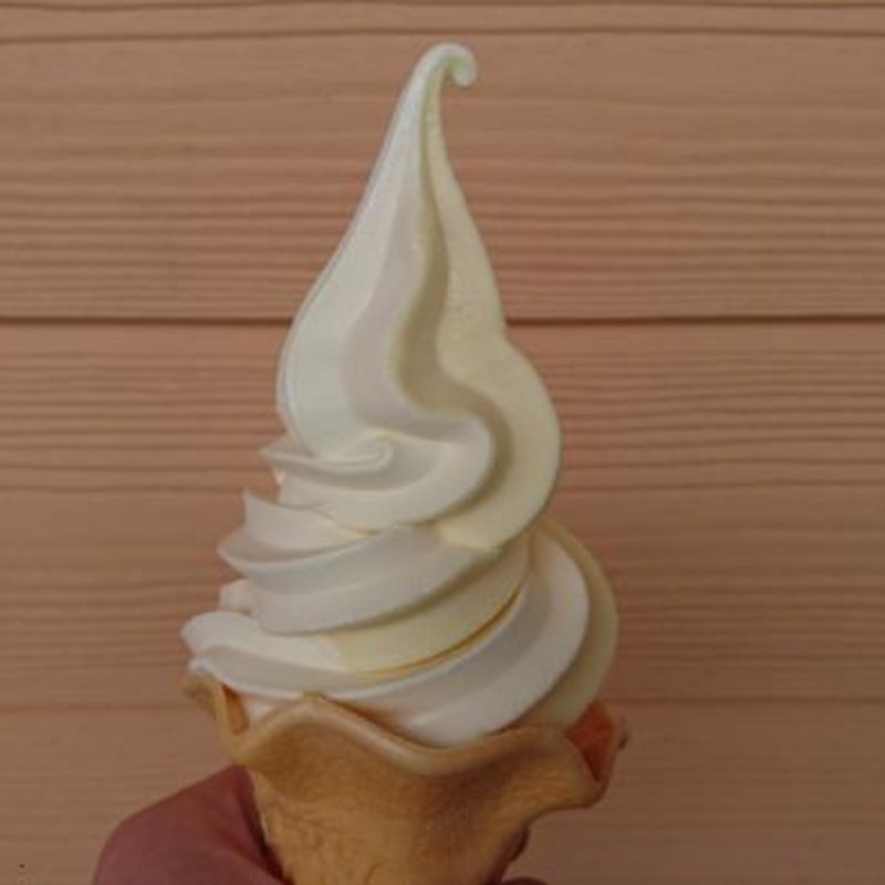 ミルク＆シナノゴールドソフトクリーム(ら.ささマルシェ)