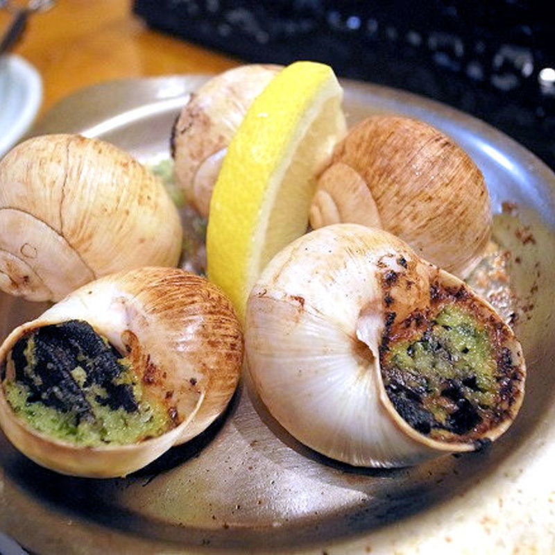 ガーリックバター薫るエスカルゴ(ハンバーグレストランまつもと)