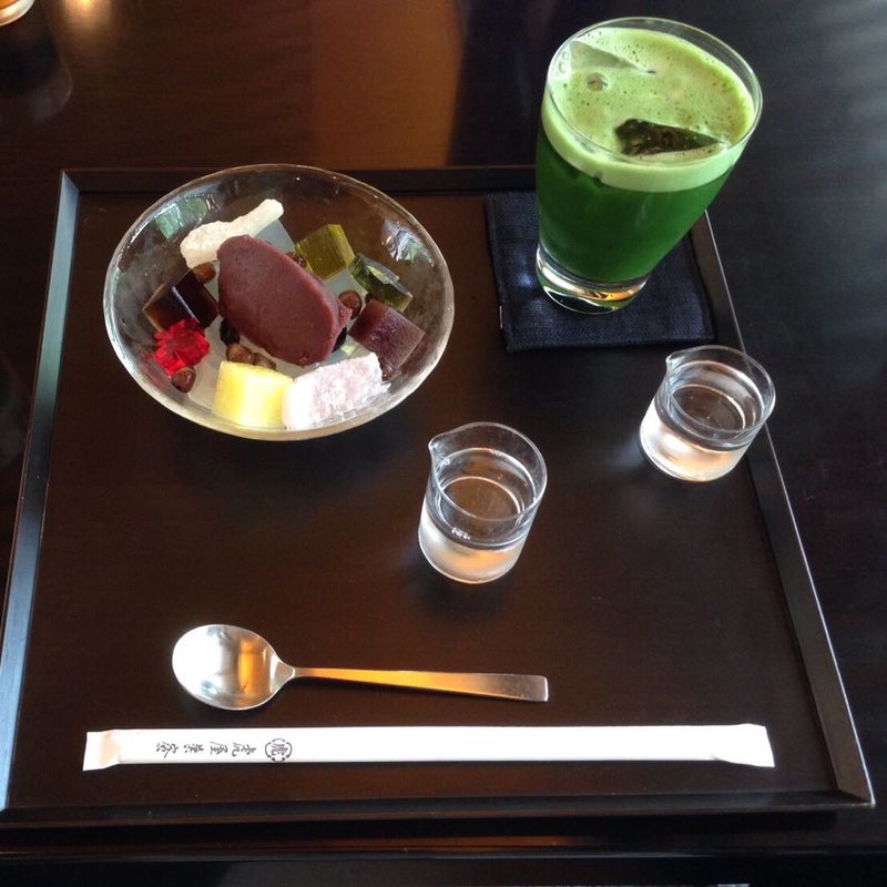 餡蜜 抹茶グラッセセット(虎屋菓寮　京都一条店)