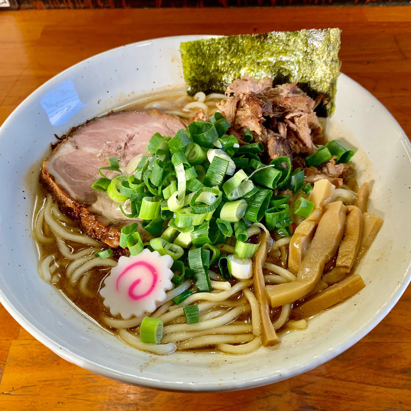 らー麺(麺 まる井 （めん まるい）)