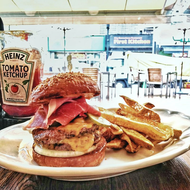 リズ・クラーク ダブルバビーズバーガー(バビーズ 吉祥寺)