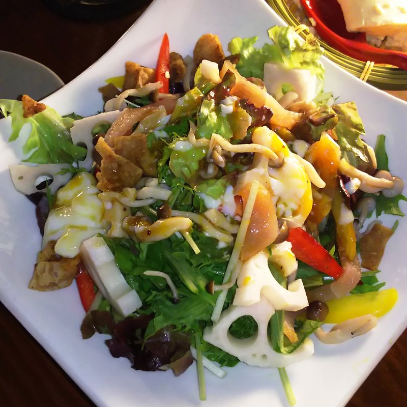 とり鉄サラダ(とり鉄　川崎仲見世通り店　)