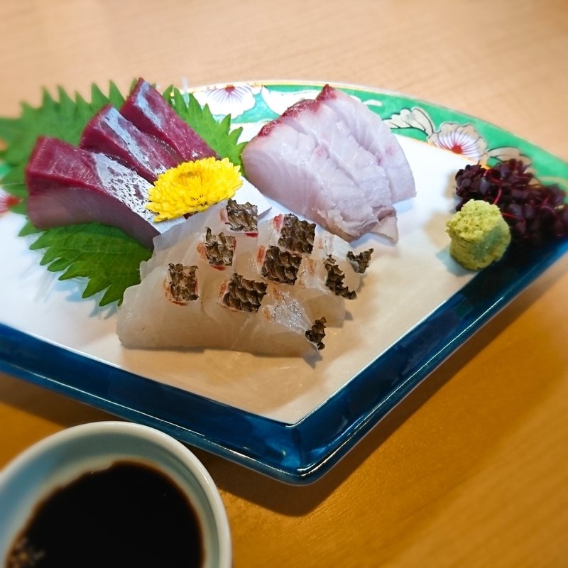 お刺身盛り合わせ(酒房こうり)