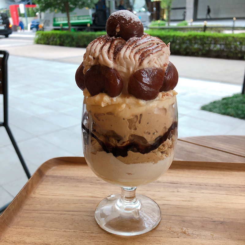 モンブランパフェ(Drip-X-Cafe ホテルヴィスキオ大阪)