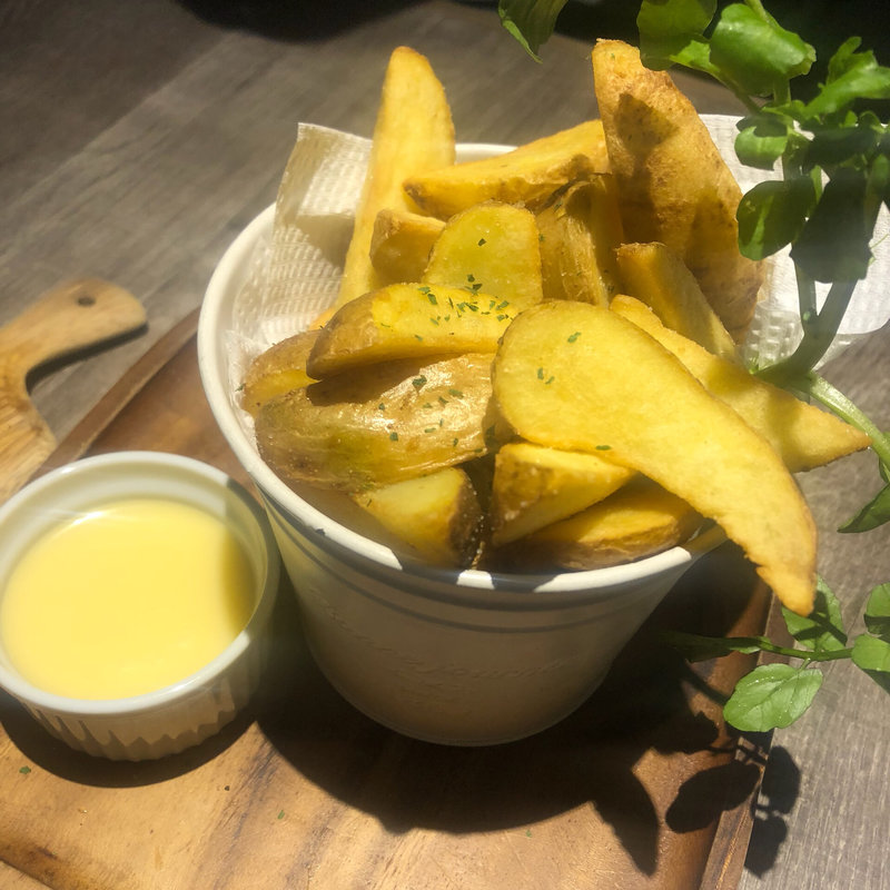 皮付きポテトフライ ハニーマヨネーズ(W shinjuku 新宿TSUTAYA BOOK APARTMENT店)