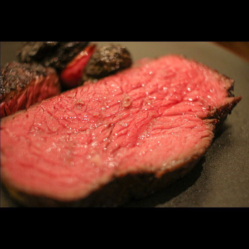 いぶさな牛ランプ肉のステーキ(san)